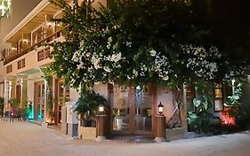 Maladiwa Beach & Spa